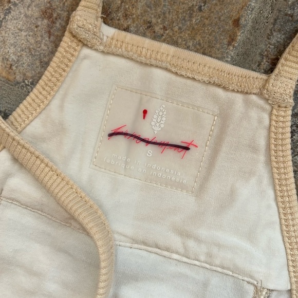 Free People Hot Shot Printed Onesie Size Small NWT - Picture 8 of 13